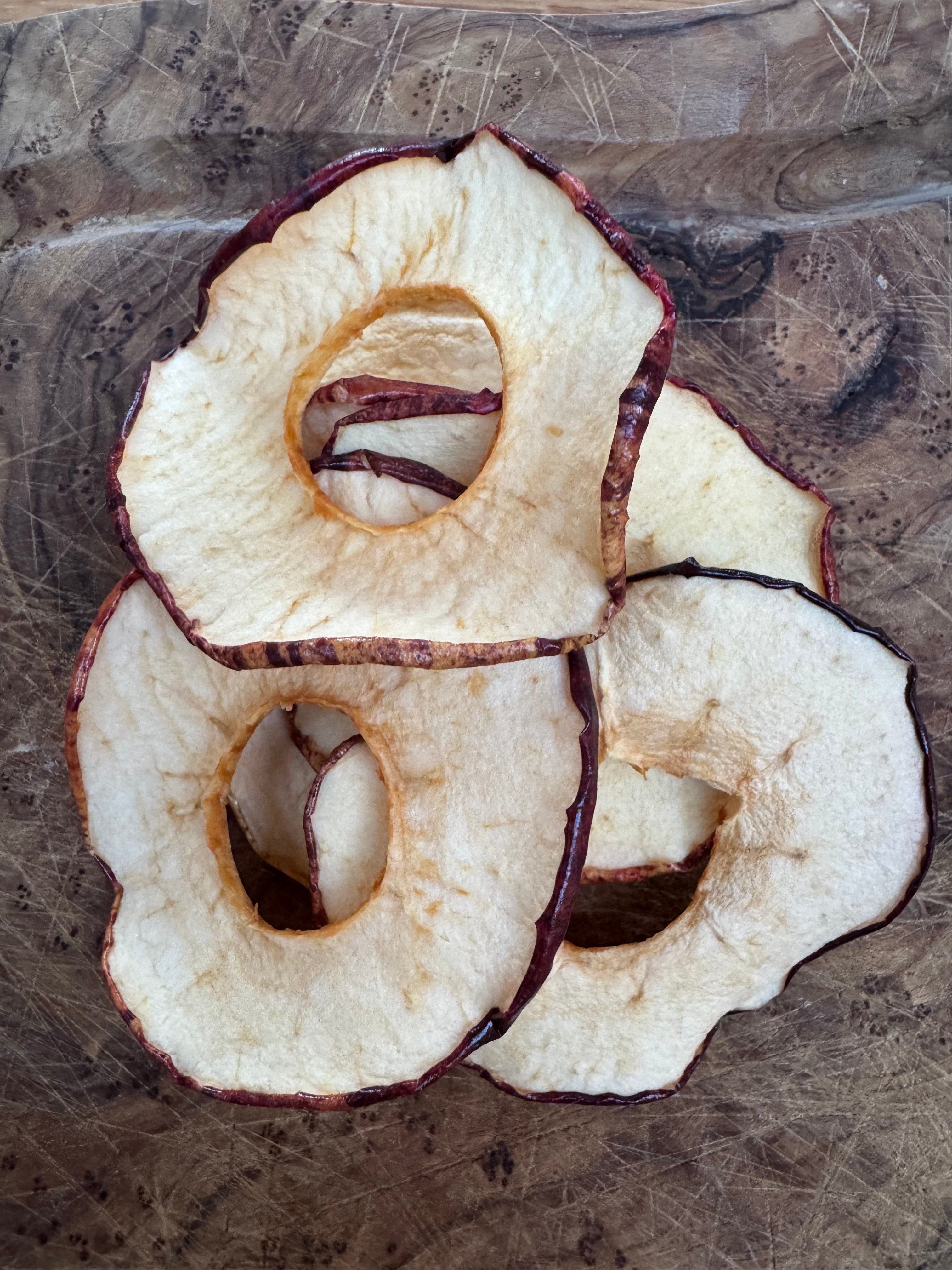 Dried apple slices for snacks